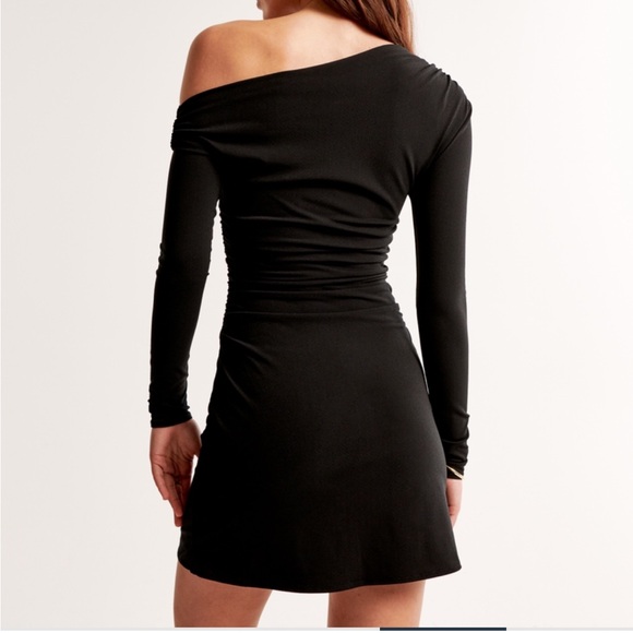 One-Shoulder Knit Dress - Picture 2 of 5